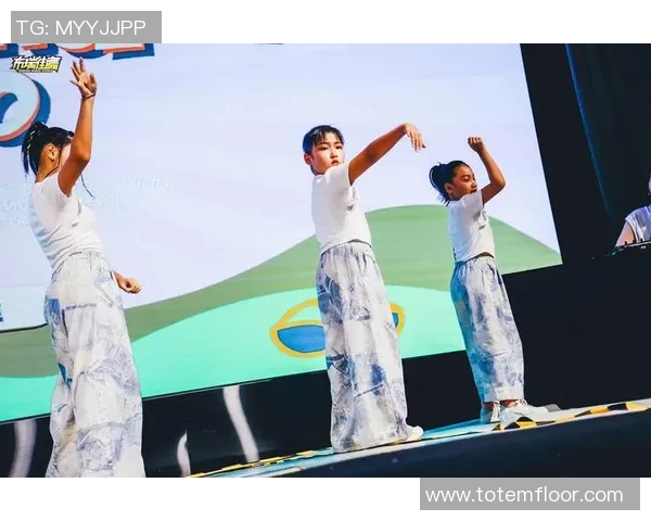 重庆街舞队节奏风格深度对比探讨与分析